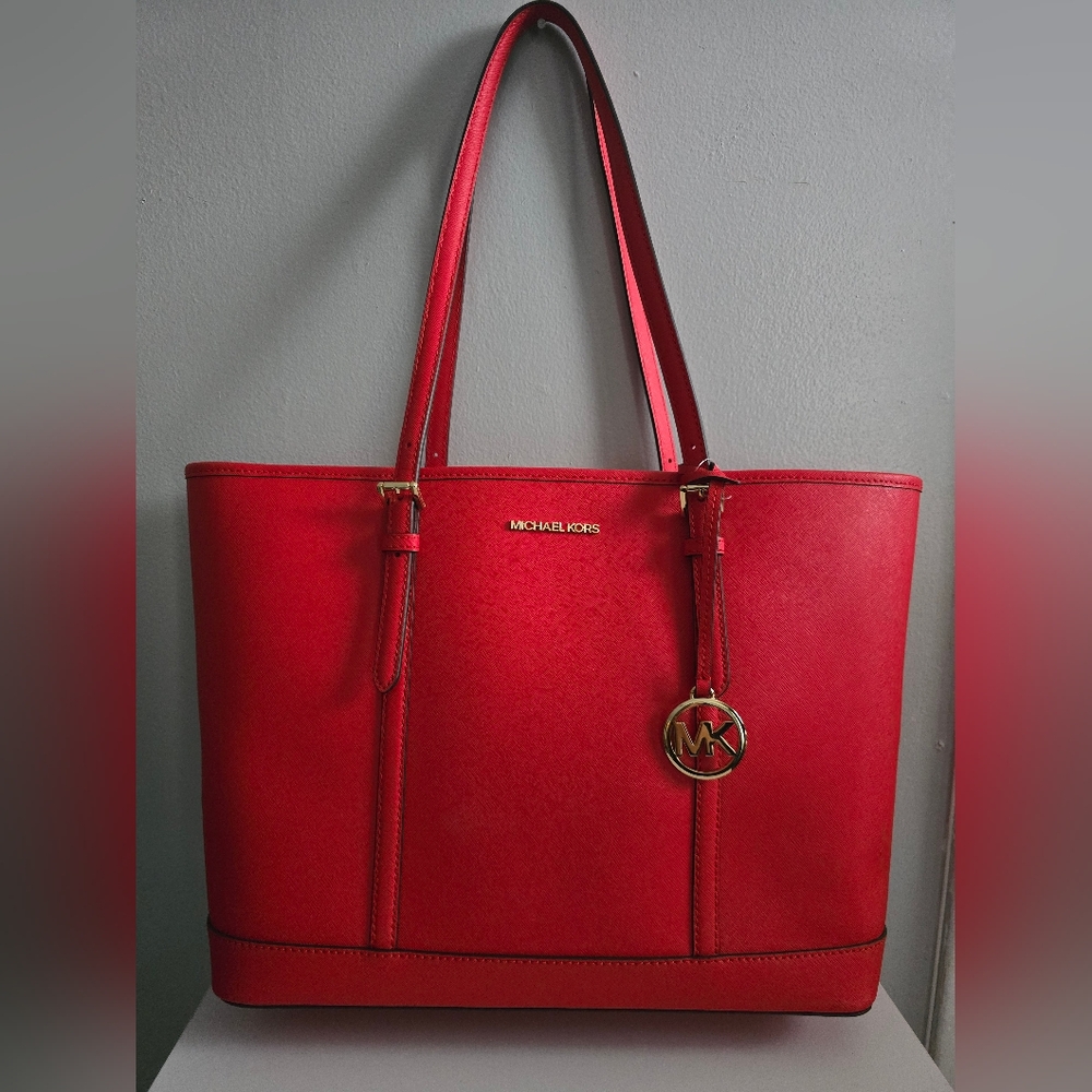 Like New Michael Kors Jet Set Travel Large Saffiano Leather Tote Bag